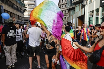 Varias personas durante la manifestación del Orgullo LGTBIQ+ en Valencia. (Rober Solsona / Europa Press)