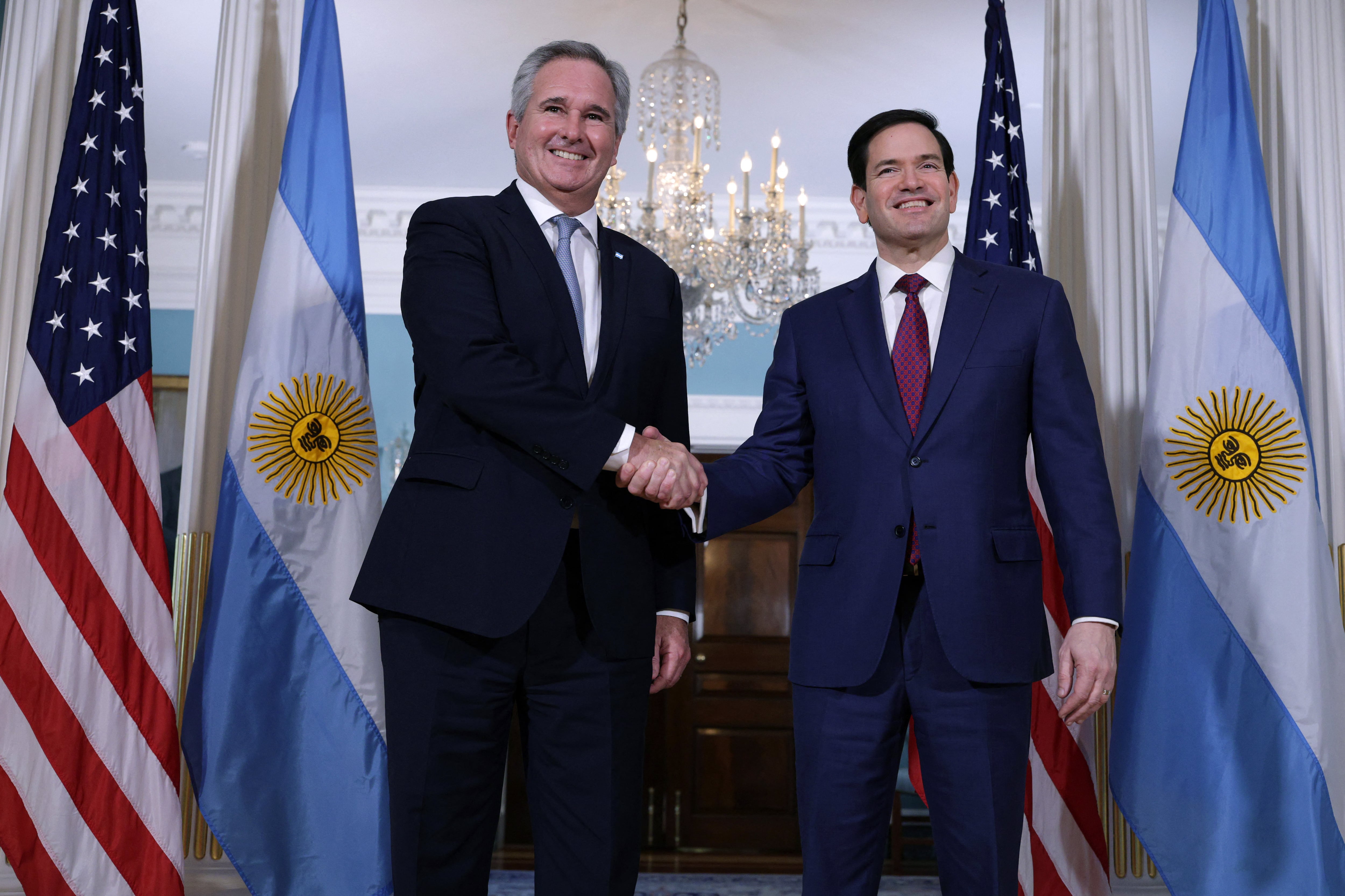 La adhesión al PCT fue uno de los puntos incluidos en el acuerdo comercial con los Estados Unidos (AFP)
