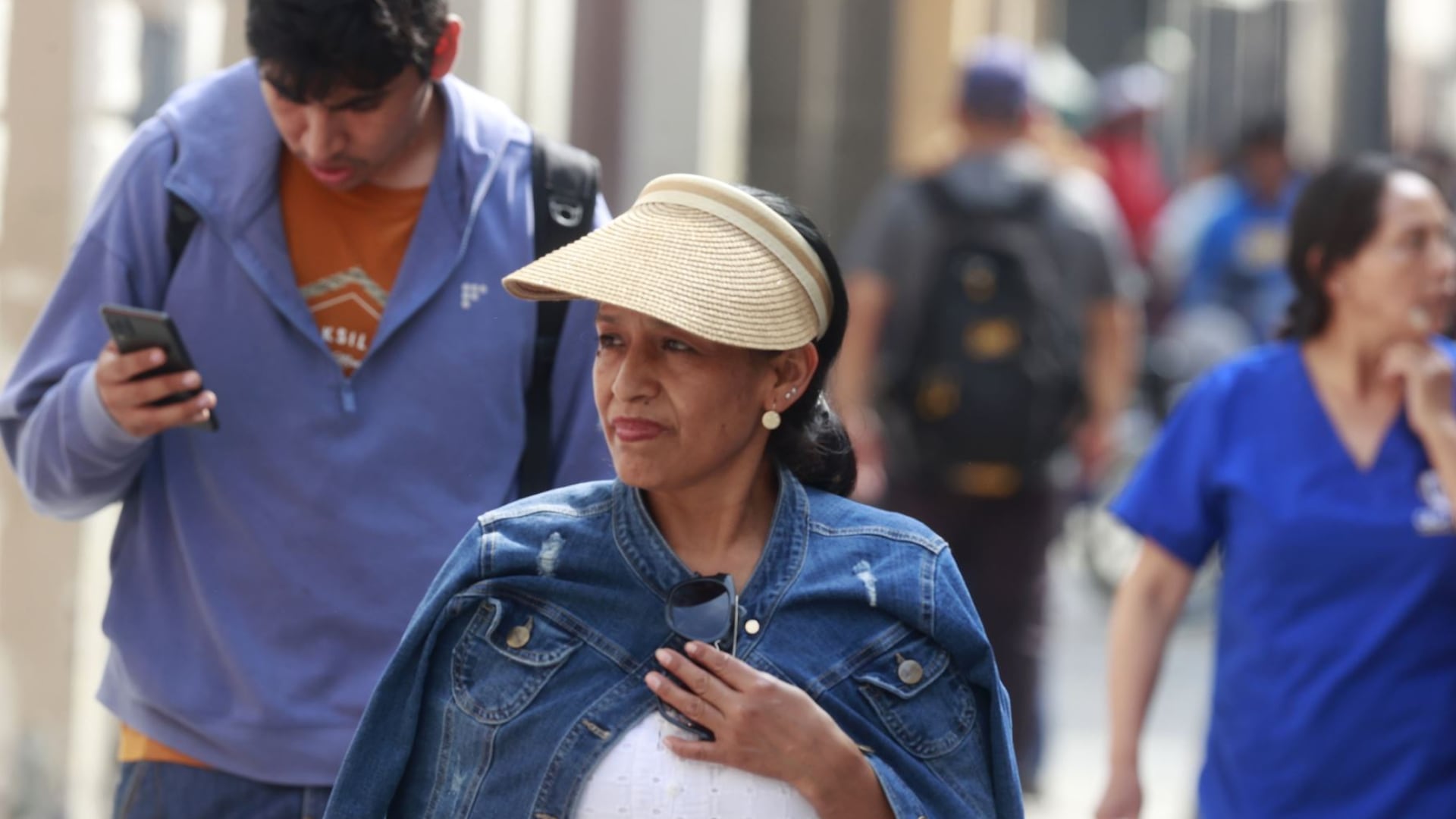 Para Lima este, el organismo pronostica una máxima de 25°C y una mínima de 14°C. (Andina)