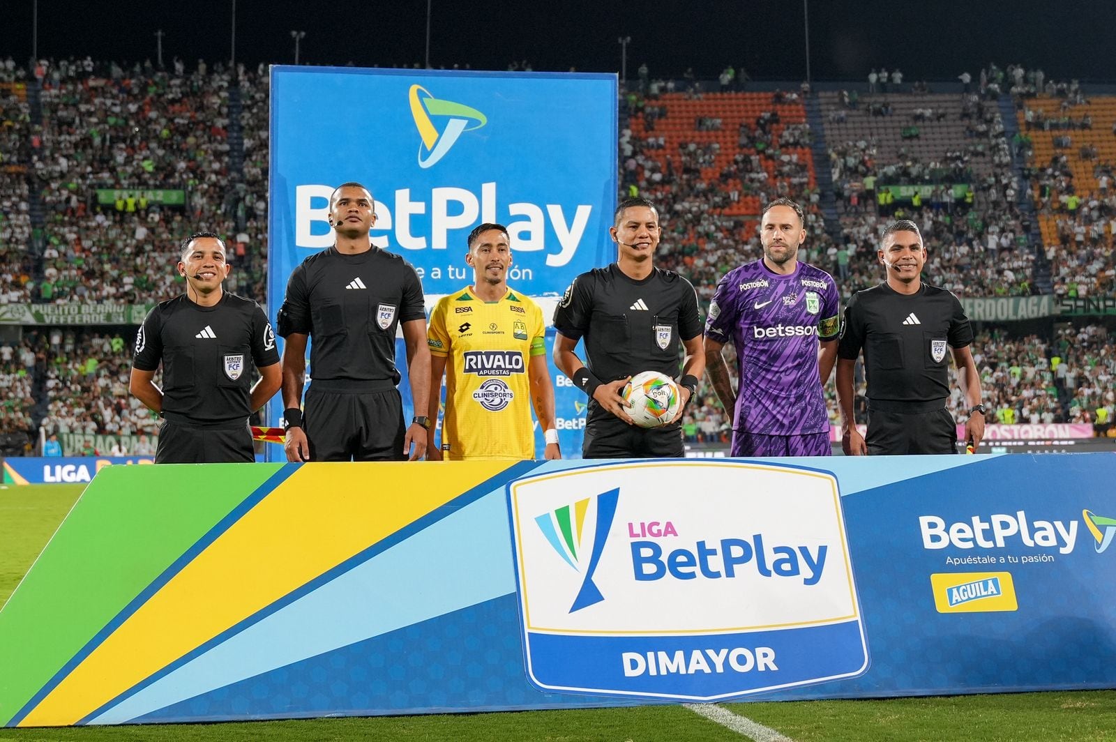 Bucaramanga busca meterse en los ocho ante Nacional en duelo clave de Liga