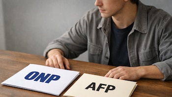 ¿Tu primera chamba y no sabes qué sistema de pensiones elegir? Conoce las ventajas y desventajas de la ONP y AFP