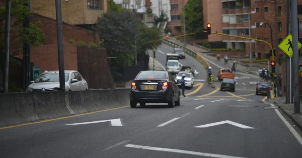 El pico y placa para vehículos particulares en mayo de 2026 se basa en el último dígito de la placa y el carácter par o impar del día calendario - crédito Secretaría de Movilidad