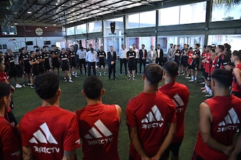 A primeira coisa que ele fez