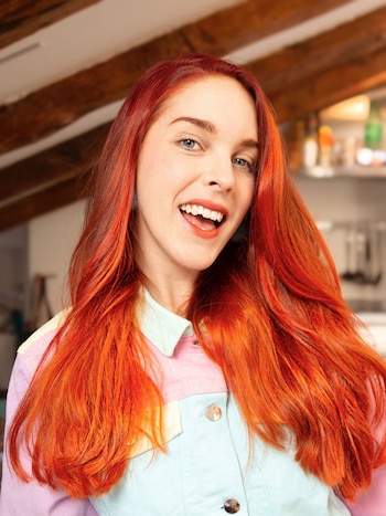 Se define como ex trabajadora