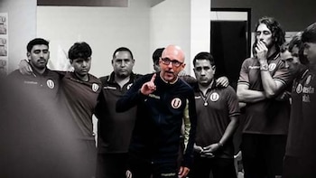 Javier Rabanal brindando charla técnica en Universitario. - Crédito: Difusión
