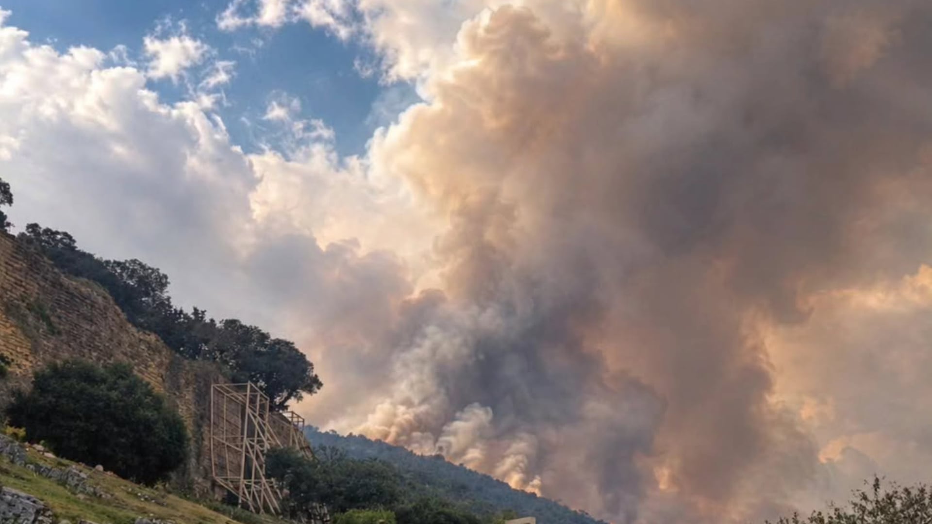 Incendio forestal cerca de Kuélap: equipos de emergencia controlaron las llamas y evitaron su propagación hacia el complejo arqueológico