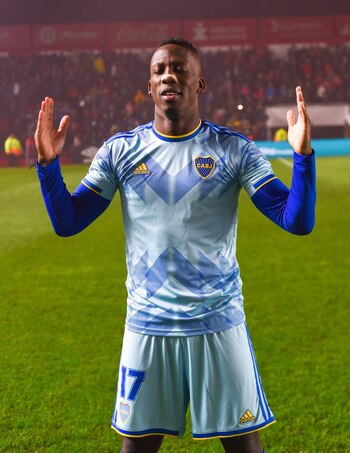 Luis Advíncula jugó con la