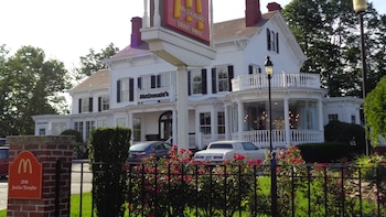 Así es el McDonald’s ubicado en una mansión histórica cerca de Nueva York