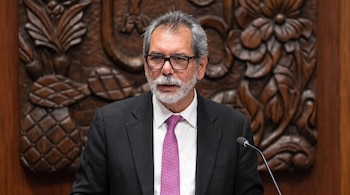 Deuda pública llegará a 55% del PIB; Édgar Amador defiende su sostenibilidad ante el Senado.