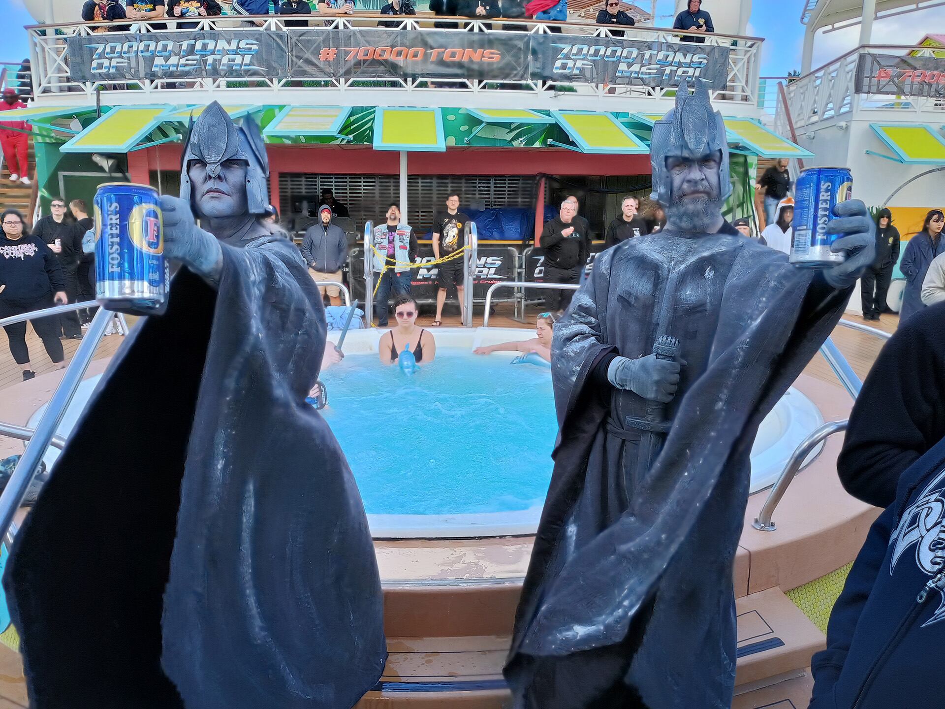 Fiestas de disfraces: las estatuas Argonath de