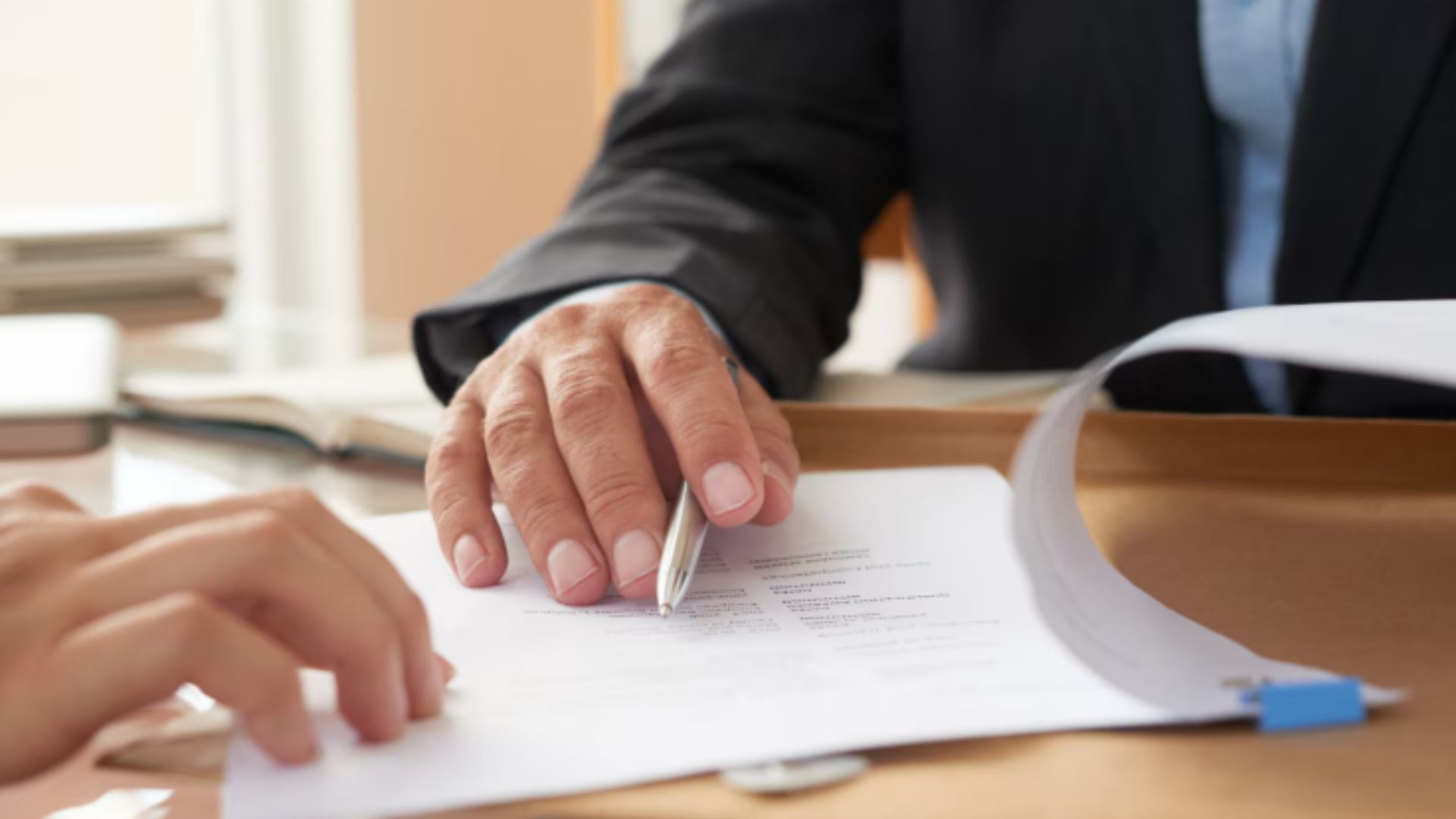 El Código Civil y Comercial establece una porción legítima que prioriza a familiares directos en la sucesión (Imagen Ilustrativa Infobae)