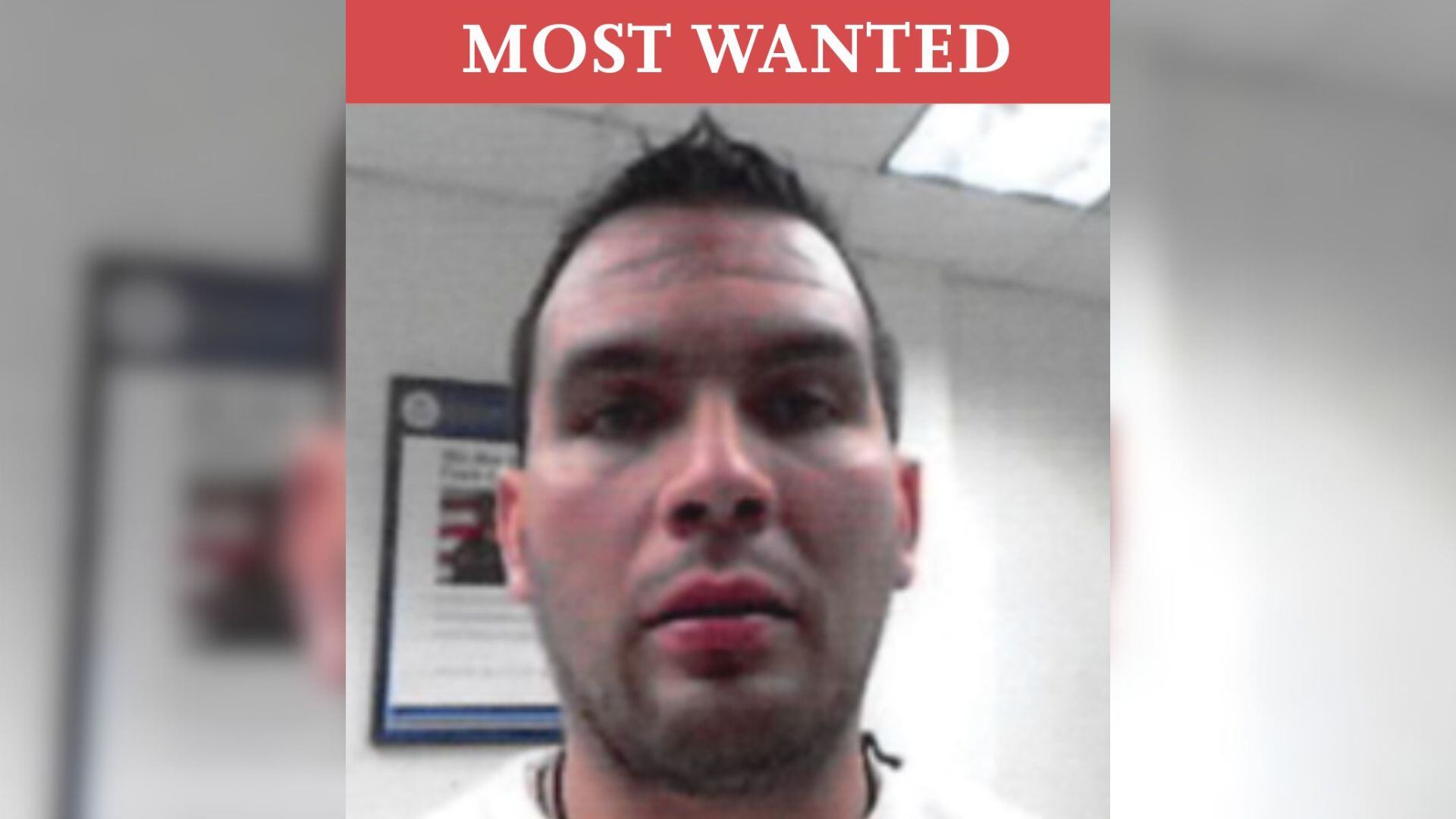 ICE emite alerta: busca a Omar Guillermo Cuen-Lugo, expolicía y presunto operador del Cártel de Sinaloa. (ICE)