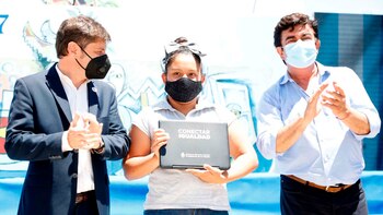 Con la idea de conectar