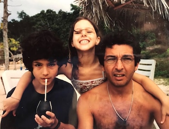 Adolescente en unas vacaciones familiares