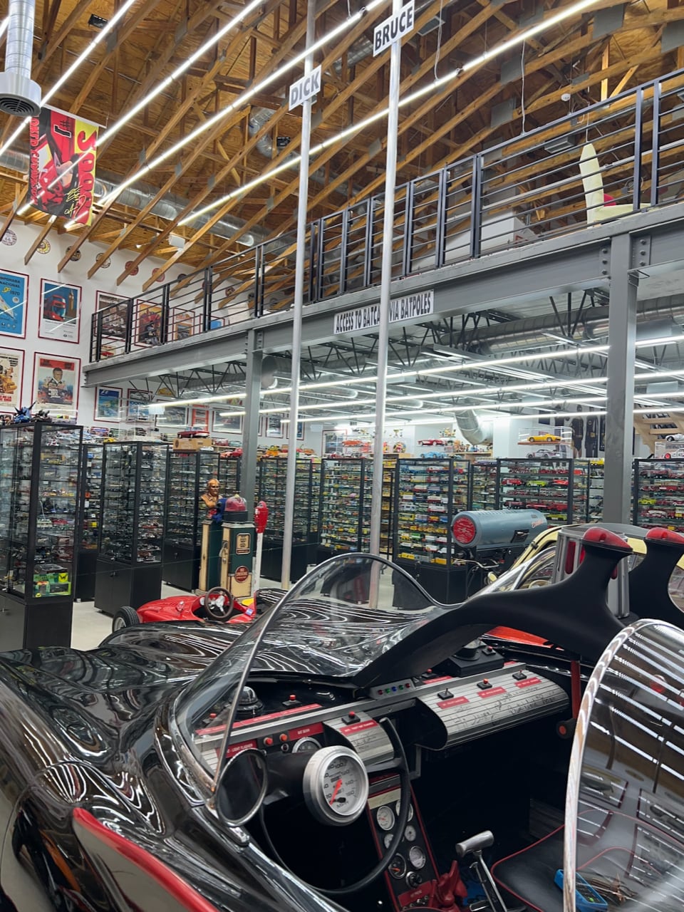 El interior del Batimóvil