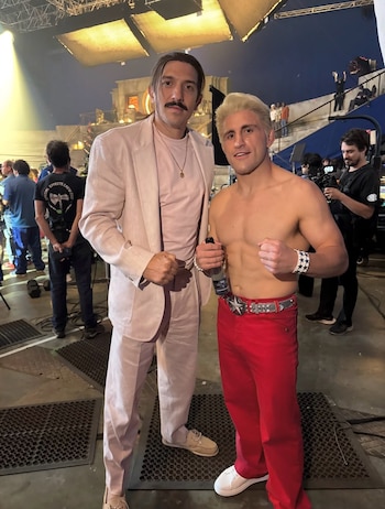 Alexander Volkanovski en el set de 'Street Fighter'