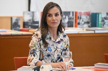 La reina Letizia preside la reunión del Patronato de la Residencia de Estudiantes. (José Oliva / Europa Press)