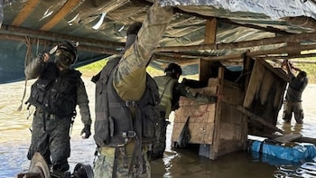 Marina destruyó bienes de minería