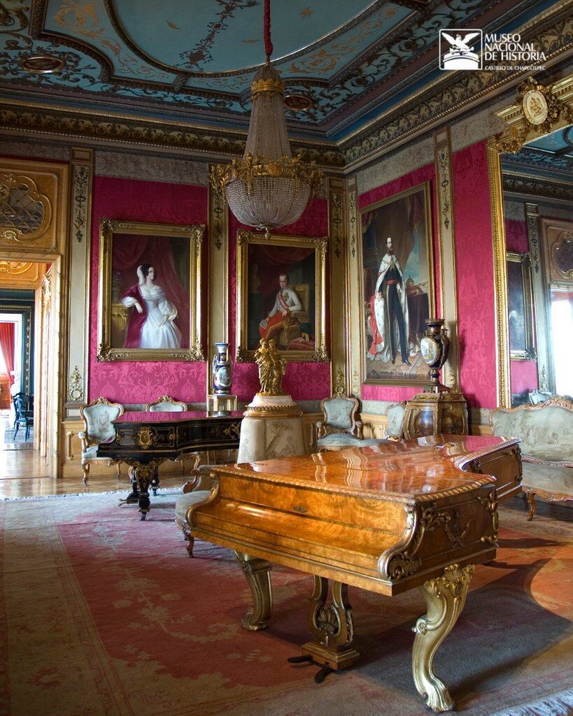 Dos de los objetos que se pudieron conseguir debido a la idea del museo fueron los pianos de Maximiliano de Habsburgo y Carlota. (INAH)