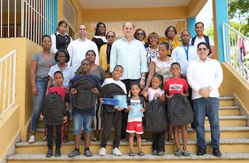 El operativo, alcanzó comunidades como La Cuba, La 800, La Esperanza, Juan Valdez y Puerto Rico. (Foto: Presidencia de la República Dominicana)