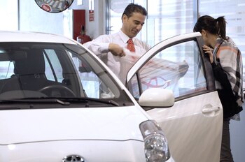 Concesionario de coches.