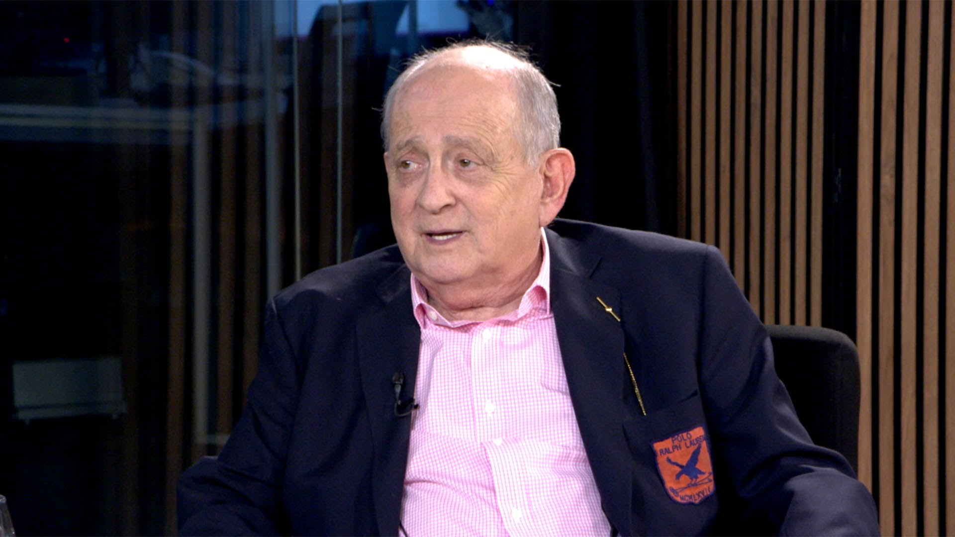 Chiche Gelblung volvió a trabajar antes de lo indicado tras el alta de junio y una complicación pulmonar derivó en otra internación.