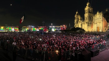 Ceremonia del Grito de Independencia EN VIVO: sigue a Sheinbaum minuto a minuto desde el Zócalo este 15 de septiembre