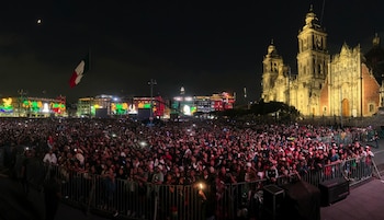 Se presentan en el Zócalo los ganadores del concurso "México canta"