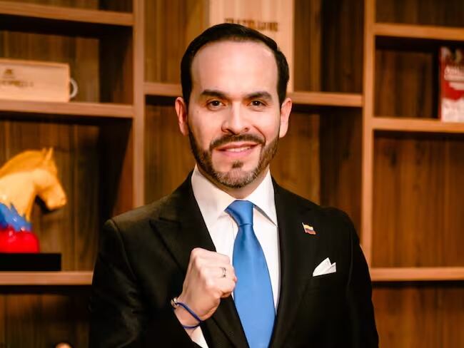 El abogado destaca su carácter, valentía y autoridad como fortalezas clave para liderar el cambio en Colombia en 2026 - crédito Prensa Abelardo de la Espriella