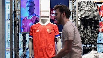 Lasa mangas de la camiseta