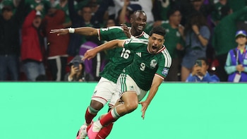 Julián Quiñones, Gil Mora y Raúl Jiménez son homenajeados en mural de Ensenada tras el Mundial 2026