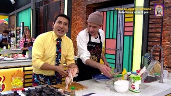 Armando Machuca ayuda a los