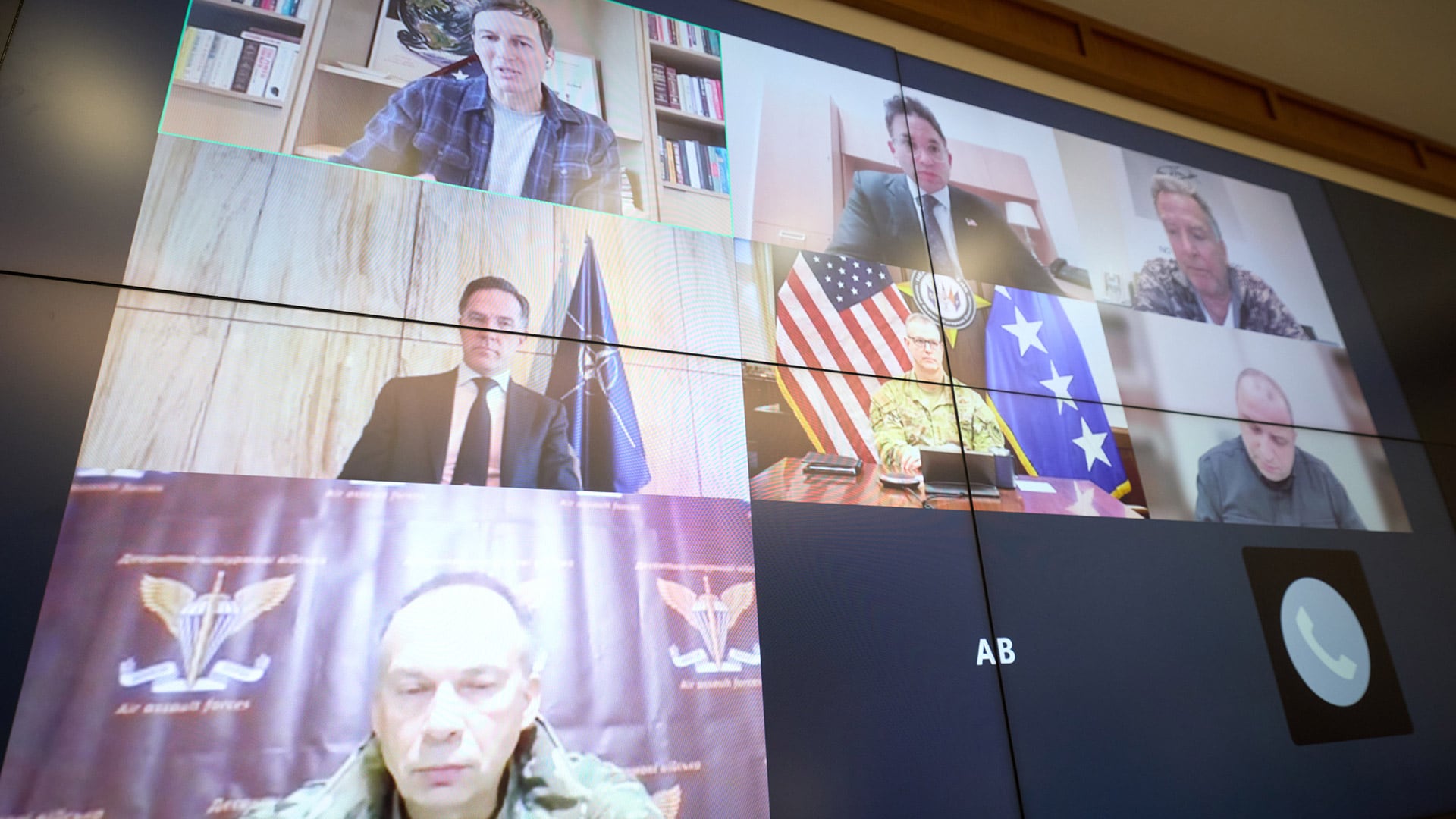 En la reunión virtual participaron el secretario de Estado Marco Rubio, el secretario de Defensa Pete Hegseth, el enviado especial Steve Witkoff, el asesor Jared Kushner, así como los generales Jack Keane y Alexus Grynkewich