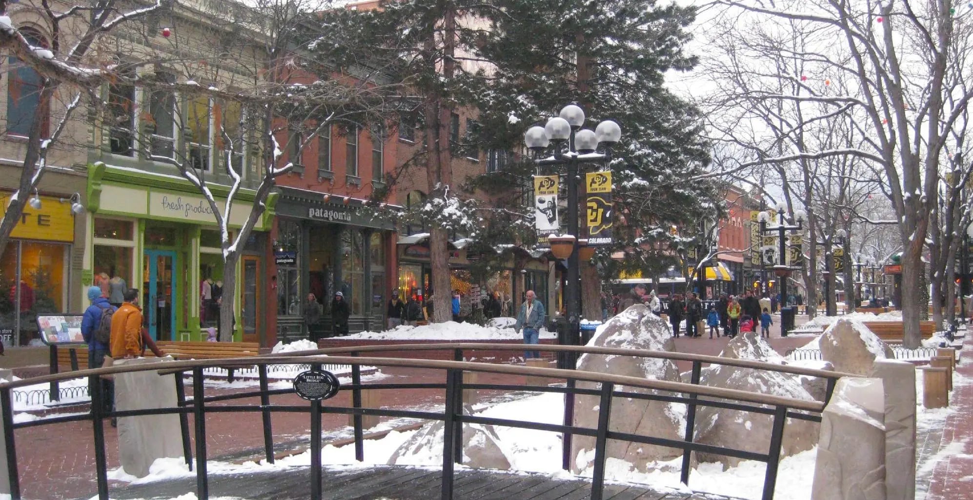 Pearl Street, la calle principal de Boulder, una ciudad netamente universitaria en el estado de Colorado (Foto: City of Boulder)