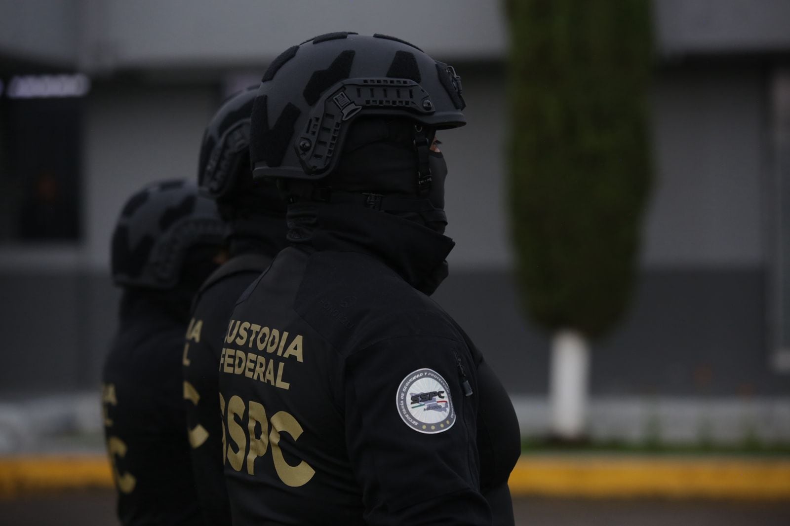 El Gobierno de México expulsó a 26 personas a Estados Unidos, esto derivado de presuntos vínculos con distintas organizaciones criminales, entre ellas el Cártel Jalisco Nueva Generación (CJNG) y el Cártel de Sinaloa.(SSPC)