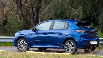 Sale con dos motorizaciones, un