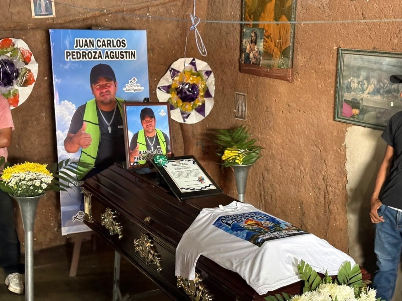 El empleado municipal Juan Carlos Pedroza Agustín figuró entre los fallecidos tras quedar atrapado en la balacera. (Azteca Guatemala)