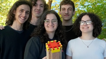 Estudiantes argentinos lanzaron un satélite