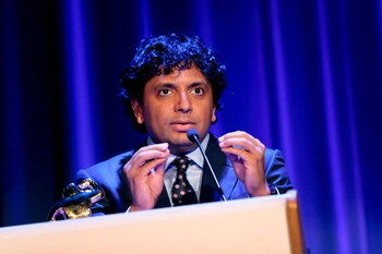 En la imagen, el director