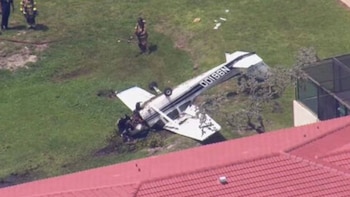 Una avioneta se estrelló cerca de un hospital y dejó dos heridos en Florida