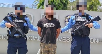 El detenido fue identificado como Jhoel Salomón Pineda García, alias "Peludo". (FOTO: El País)