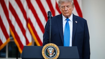 Trump realiza su primera gran donación de las 'midterms' al candidato republicano a senador por Texas