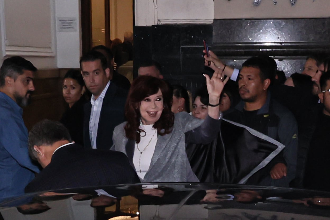 La semana pasada Cristina Kirchner recibió a un grupo de intendentes en el Instituto Patria (Luciano González)