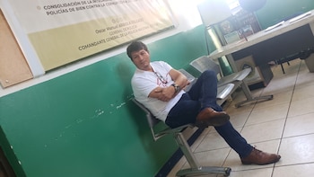 Juntos por el Perú evita sancionar al diputado Julián Pérez, detenido por agresión, y pide esperar investigación fiscal