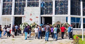 Familiares, amigos y conocidos despidieron