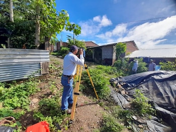 La nueva ley permanente de lotificación permite que los usuarios sigan el trámite sin renovar cada año, facilitando la regularización de más de 72,726 lotes. (Foto: Ministerio de Vivienda)