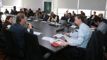 Gobierno de Gustavo Petro afirma que garantizará la participación todos los sectores para la discusión del salario mínimo