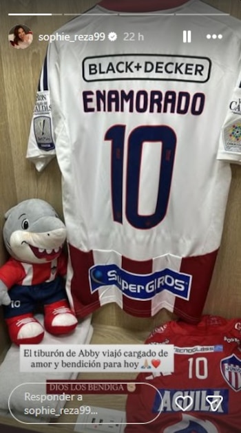 La novia de Enamorado mostró