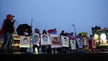 A qué hora se reunirá hoy Sheinbaum con los padres de los 43 normalistas de Ayotzinapa