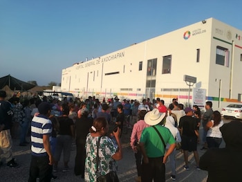 Alrededor de 200 personas se